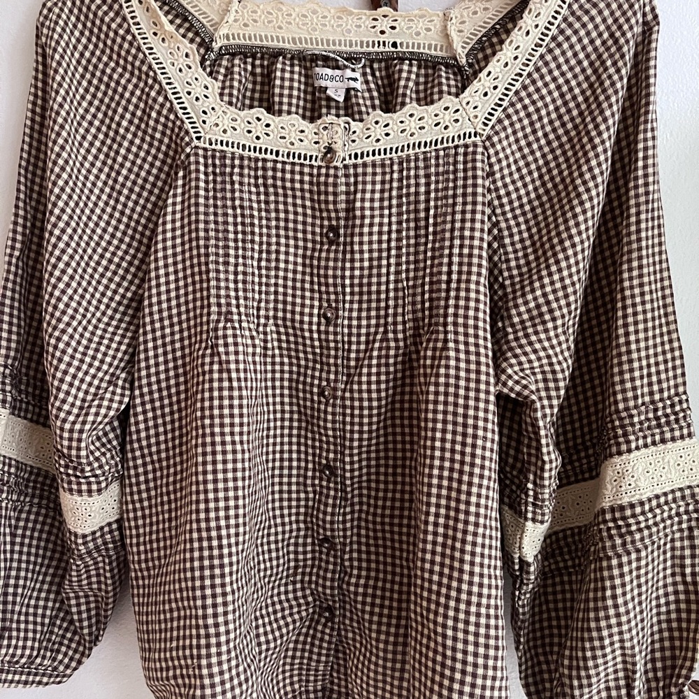 Toad&Co Brown Gingham Blouse with Lace Accents